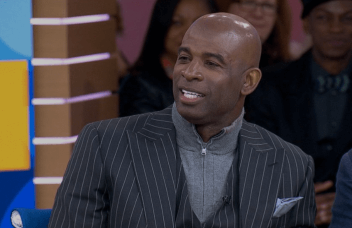 Paying It Forward with Deion Sanders - NFL On Location Experiences